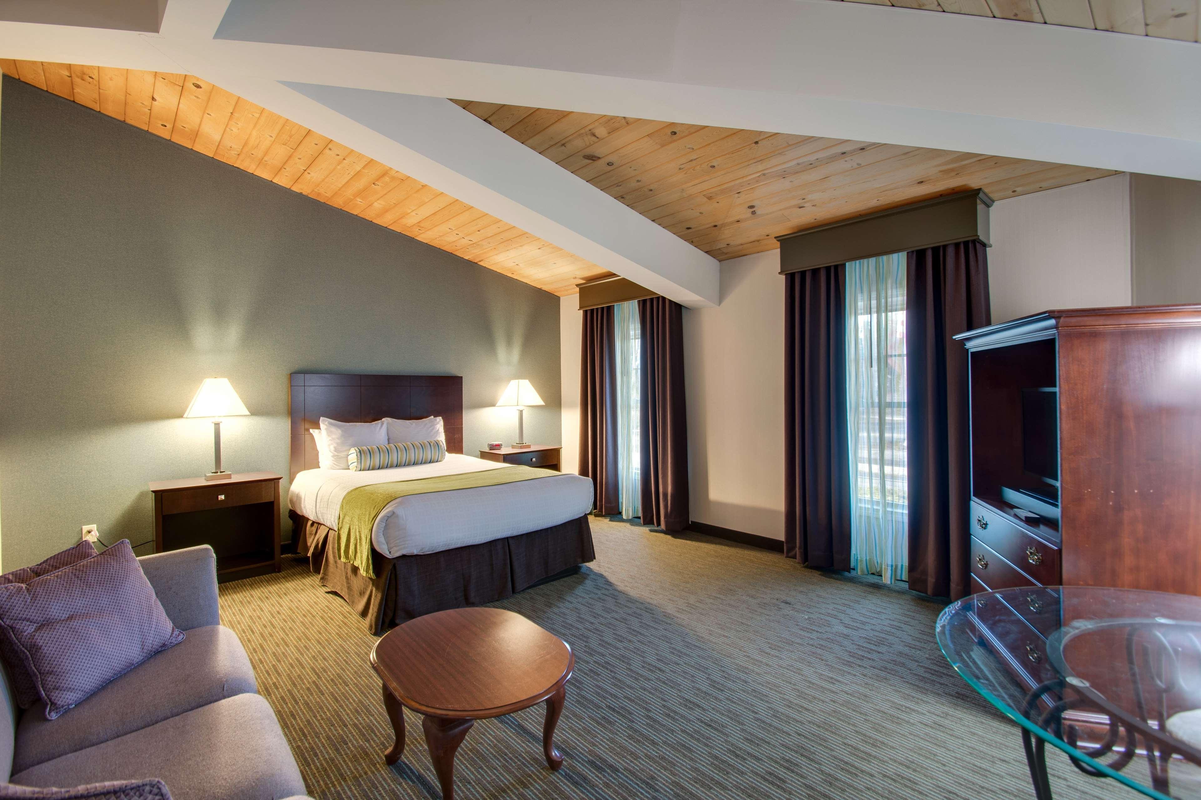 Best Western Plus, The Inn At Hampton Exteriör bild
