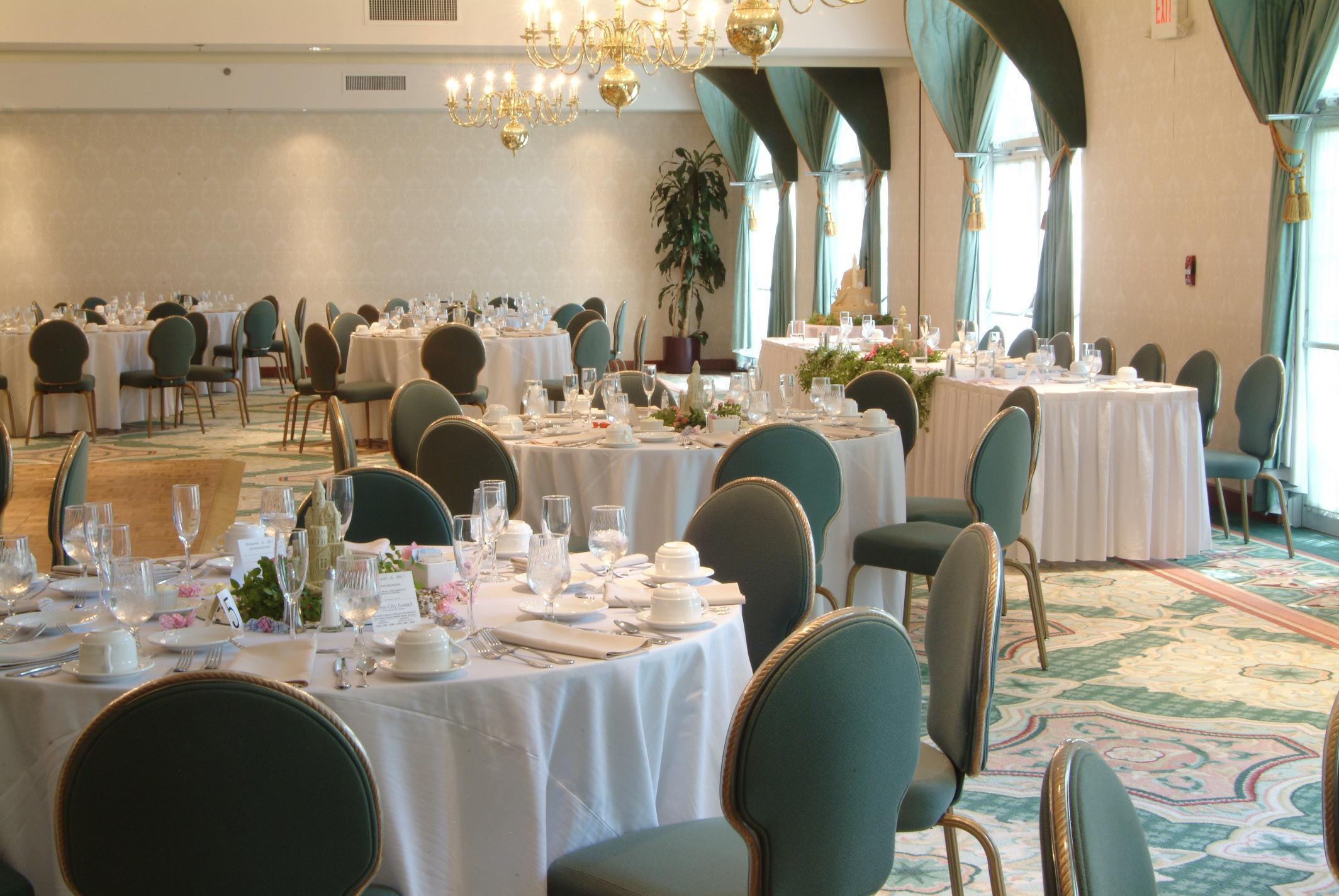 Best Western Plus, The Inn At Hampton Exteriör bild