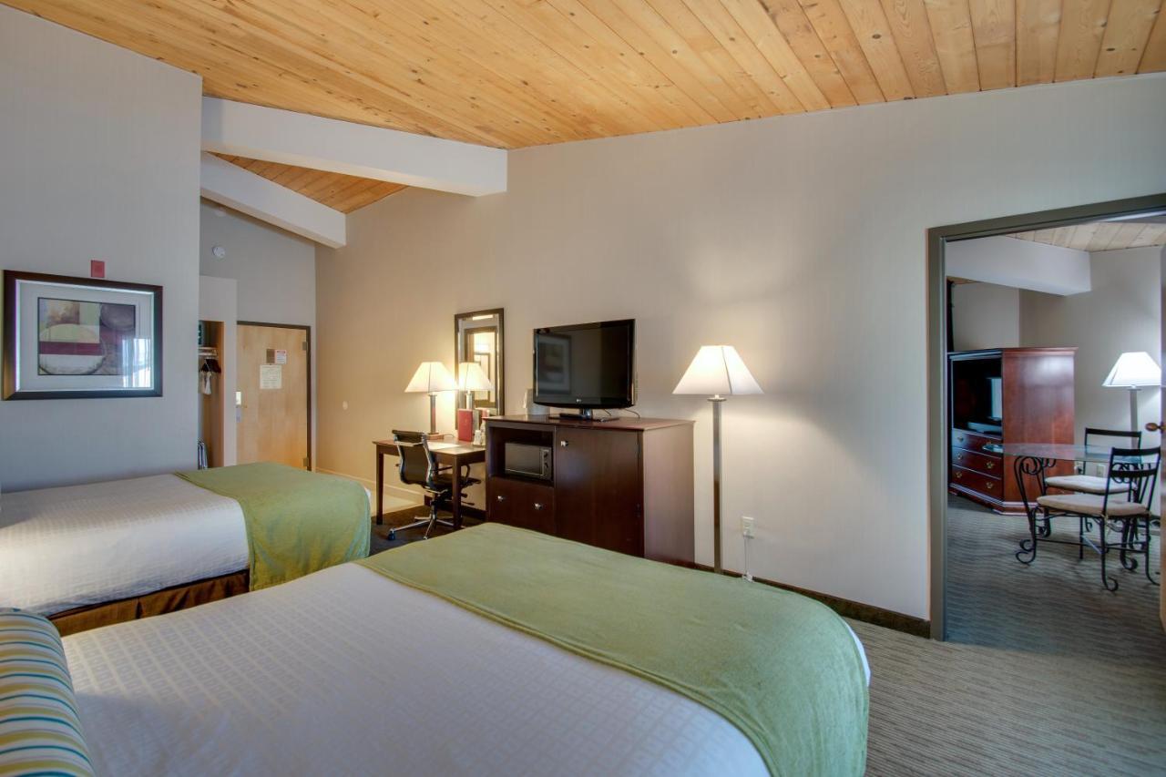 Best Western Plus, The Inn At Hampton Exteriör bild
