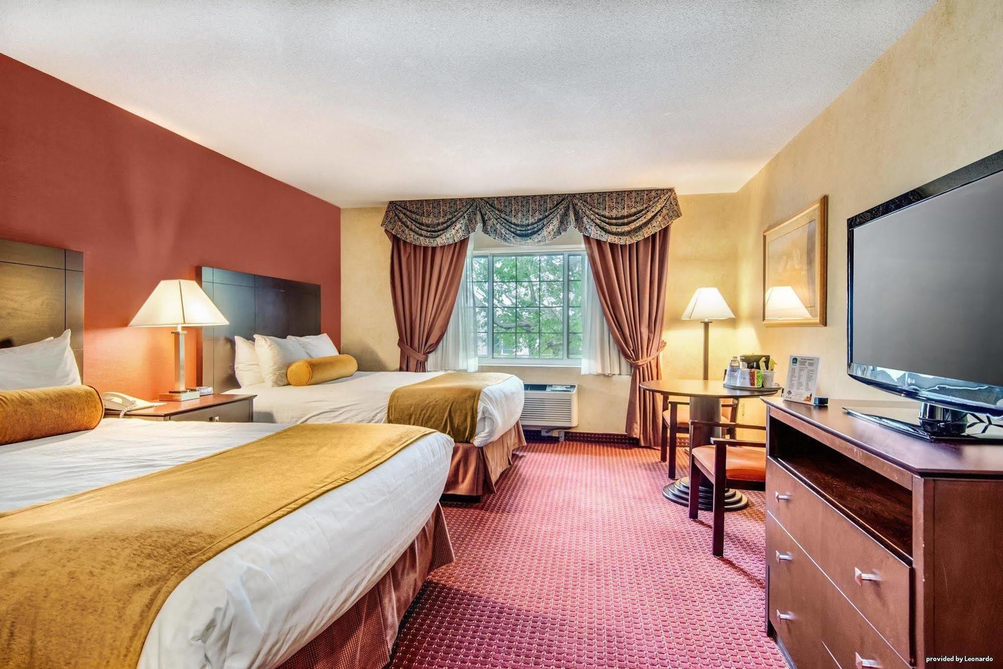 Best Western Plus, The Inn At Hampton Exteriör bild