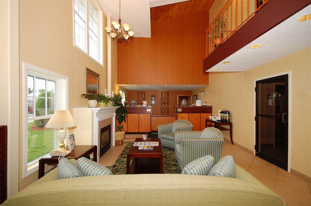 Best Western Plus, The Inn At Hampton Exteriör bild